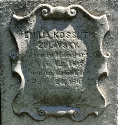 The inscription memorializing Emilia Kossuth, sister of the great Hungarian patriot.