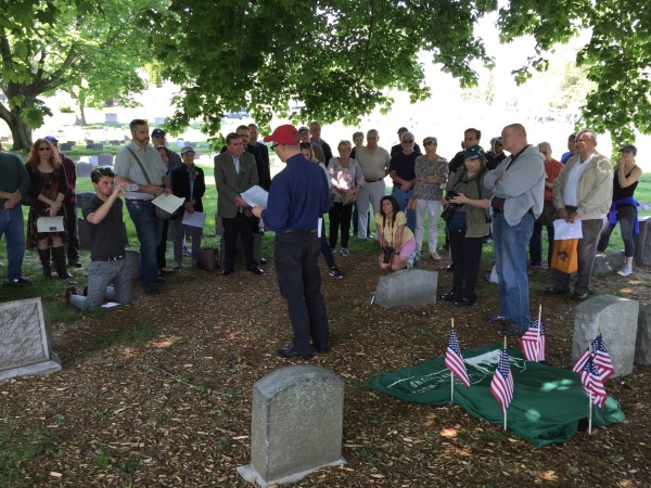 Ralph Carhart led the effort to mark James Whyte Davis's grave.