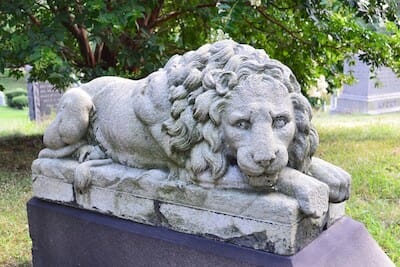 lion sculpture graveside