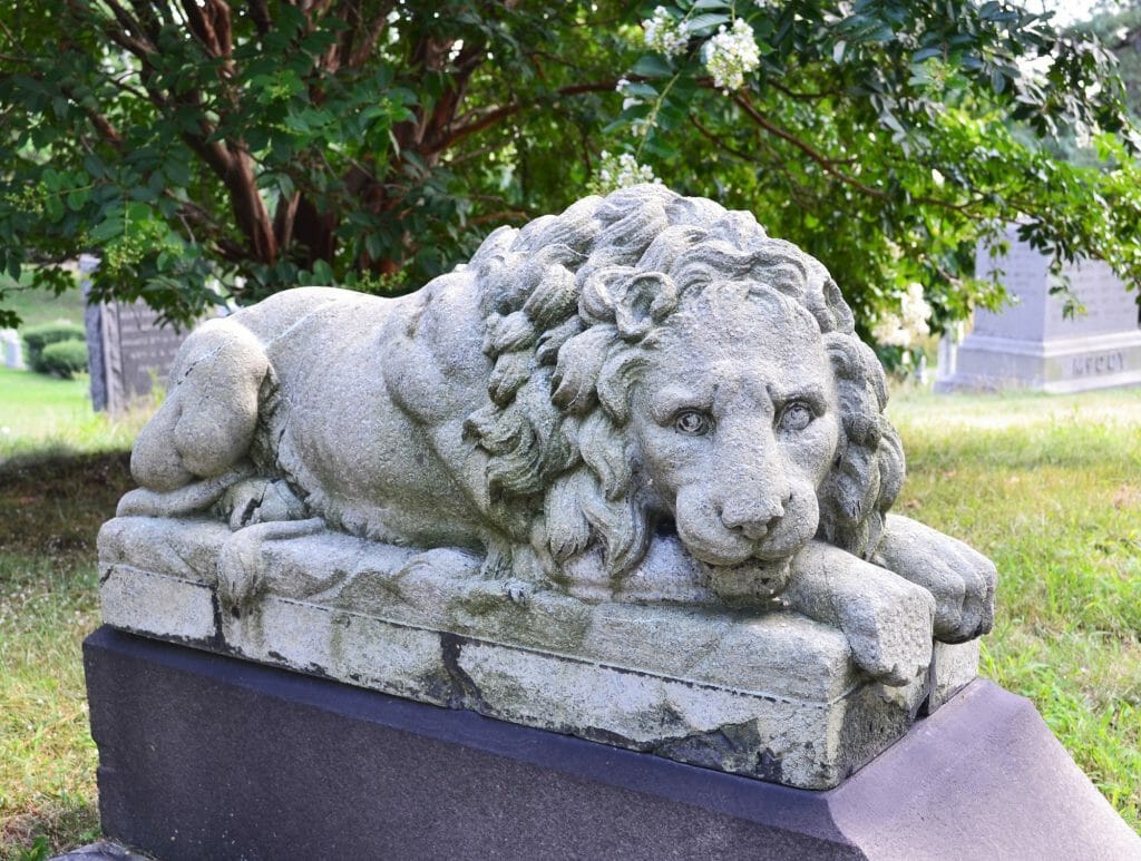 lion sculpture graveside