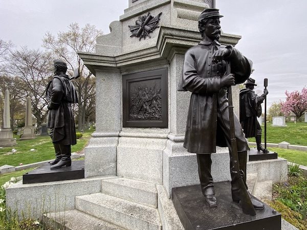 civil war soldiers monument