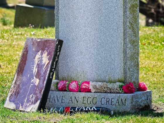 Sid Bernstein gravestone